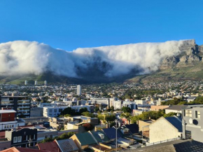 Table Mountain View Villa